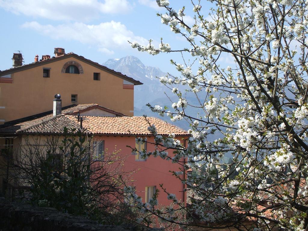 Hotel Nel Cielo... Di Barga Exterior foto
