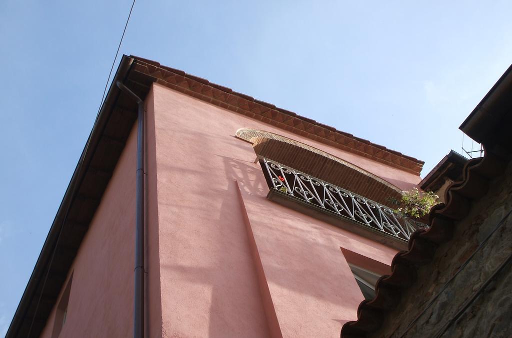 Hotel Nel Cielo... Di Barga Exterior foto